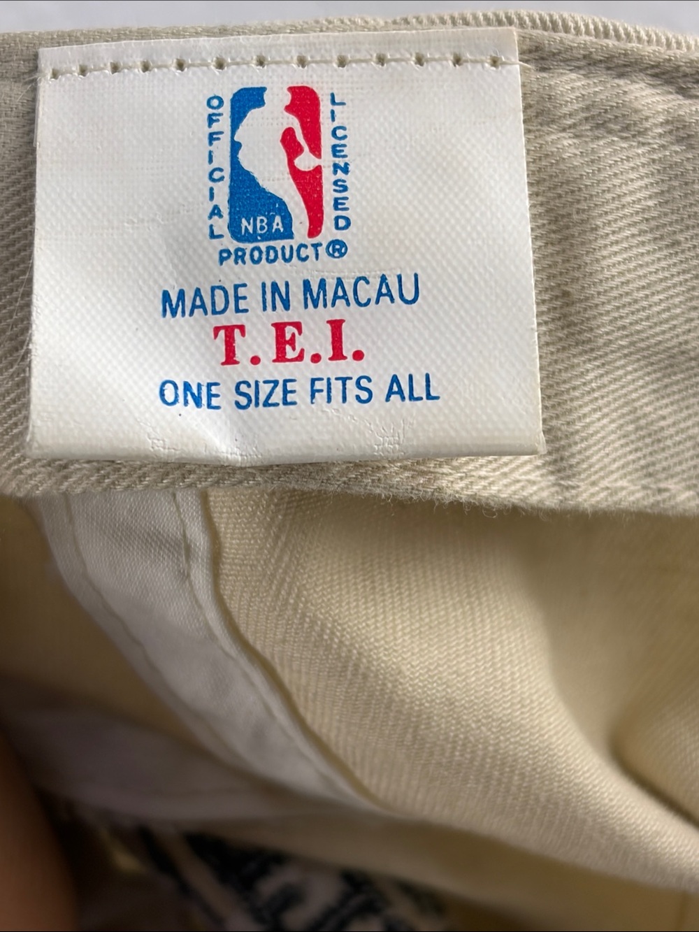 NBA Vintage khaki Chicago Bulls Adjustable Hat - Picture 3 of 5